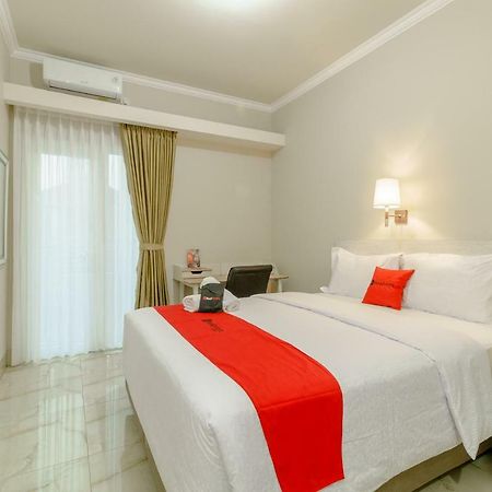 Reddoorz Near Taman Makam Pahlawan Cikutra Hotel Bandung Buitenkant foto