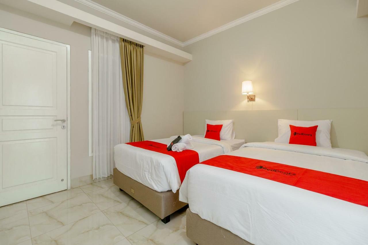 Reddoorz Near Taman Makam Pahlawan Cikutra Hotel Bandung Buitenkant foto
