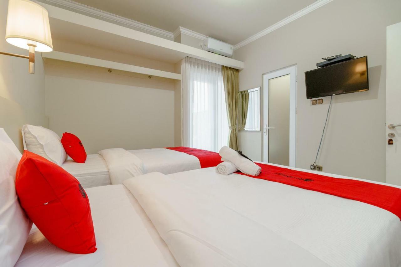 Reddoorz Near Taman Makam Pahlawan Cikutra Hotel Bandung Buitenkant foto